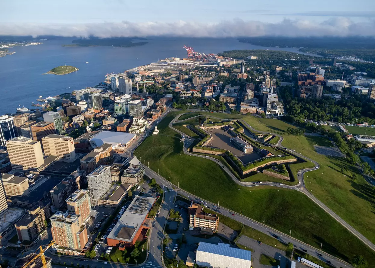 Halifax: Beyond the Harbour and Into the Heart of the City 1 Halifax Beyond the Harbour and Into the Heart of the City