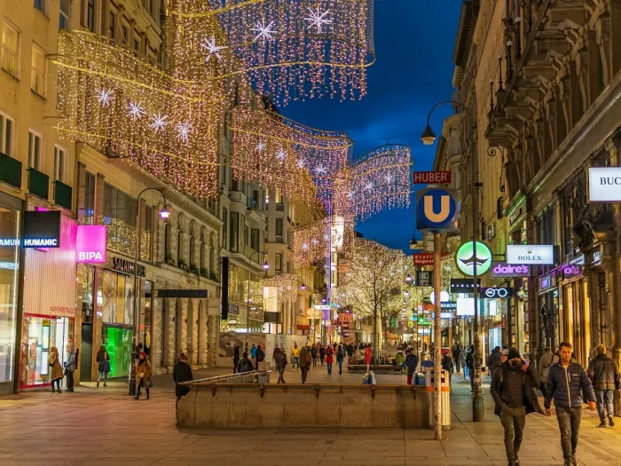 Best Places to Travel During Christmas